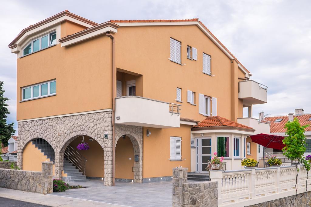 Apartments Vall Крк Экстерьер фото
