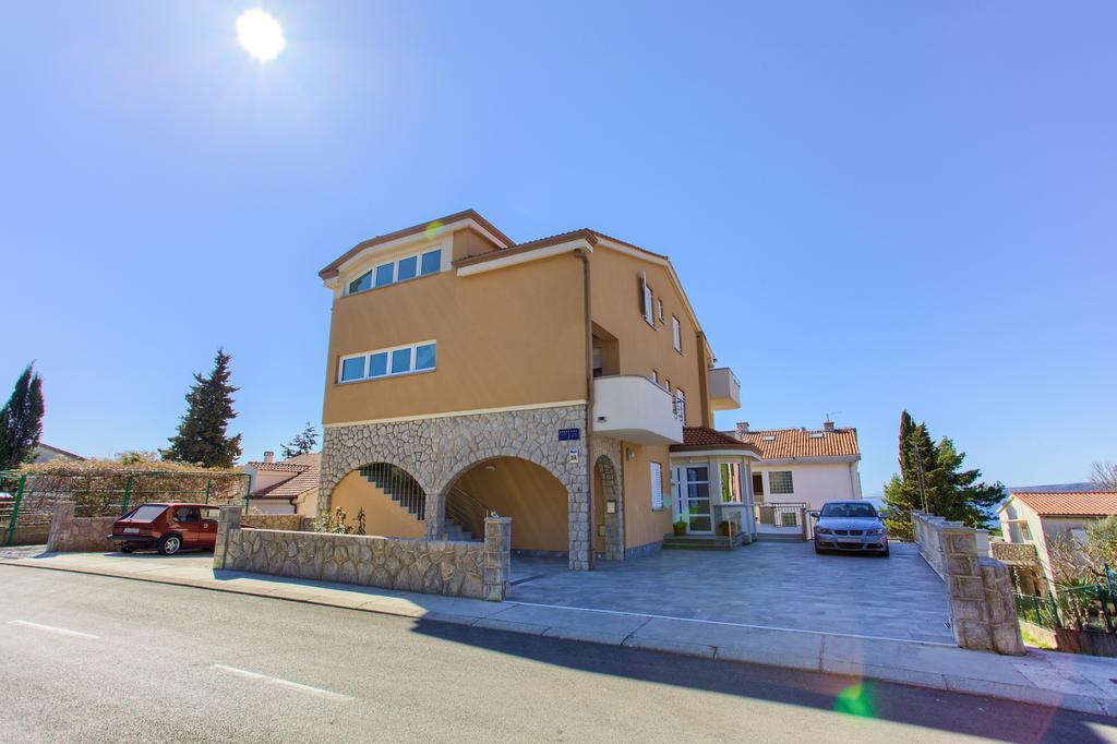 Apartments Vall Крк Экстерьер фото