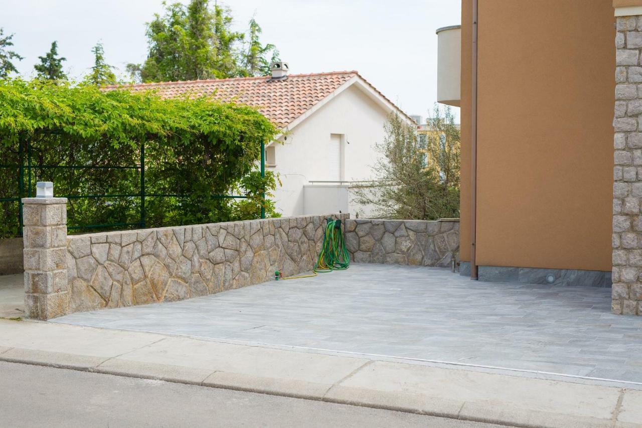 Apartments Vall Крк Экстерьер фото